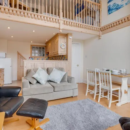 2 Bed In Whitby Oc-W507 Daire