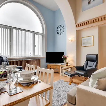 2 Bed In Oc-w507 *